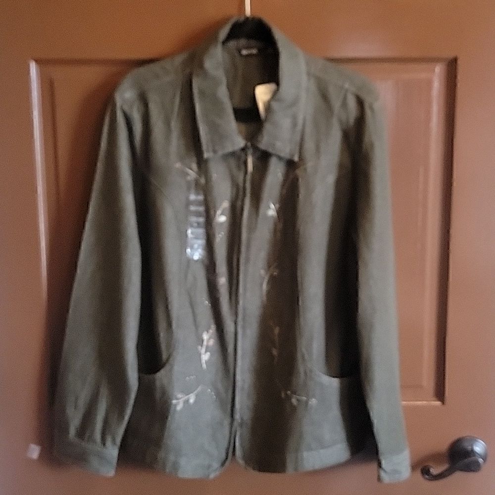 Krazy Kat-Olive colored leaf stud, denim jacket XXL. NWT.